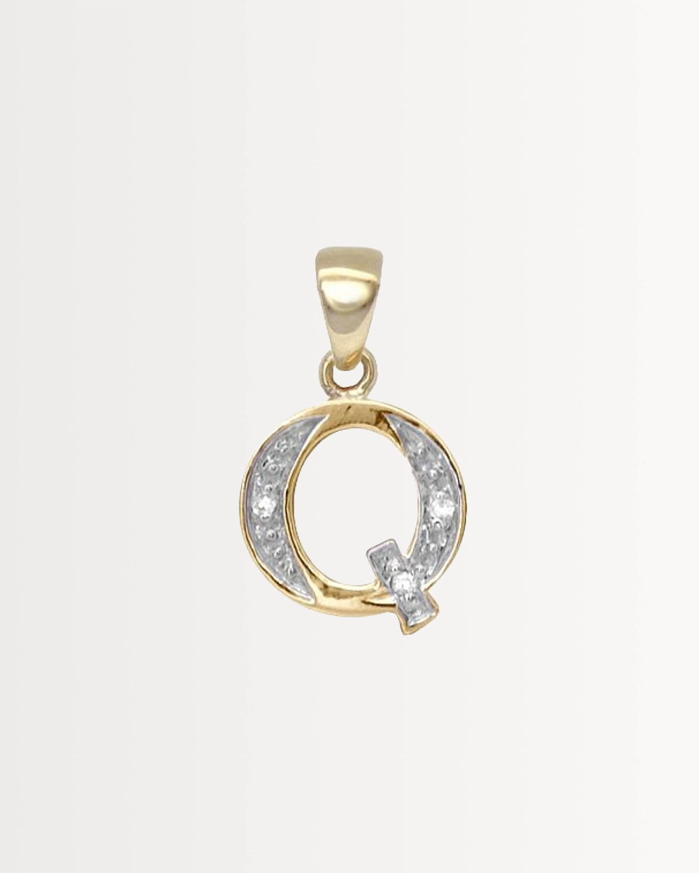 INITIAL Q — SOLID 9CT GOLD & DIAMONDS